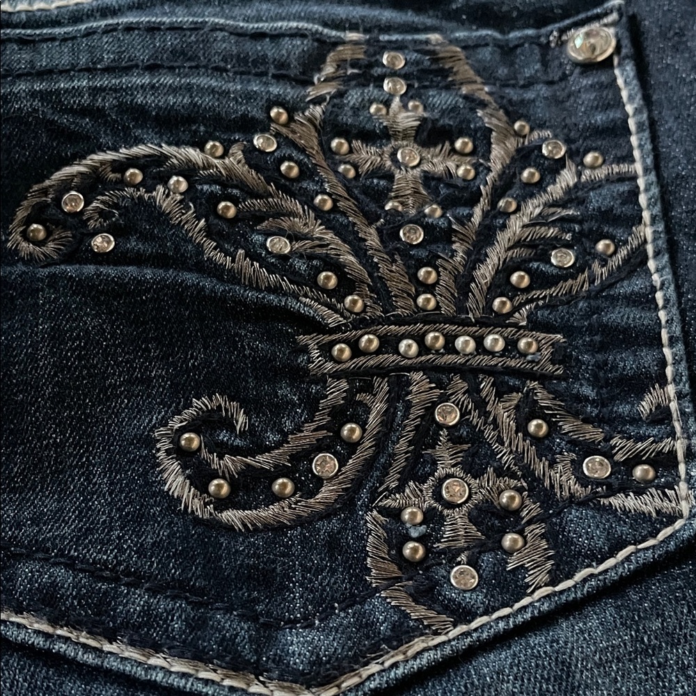 Miss Me jeans Size 31 Boot Cut - Picture 4 of 13